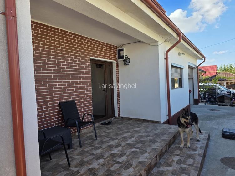 Casă de vânzare P+M Valu lui Traian strada Primăverii 18