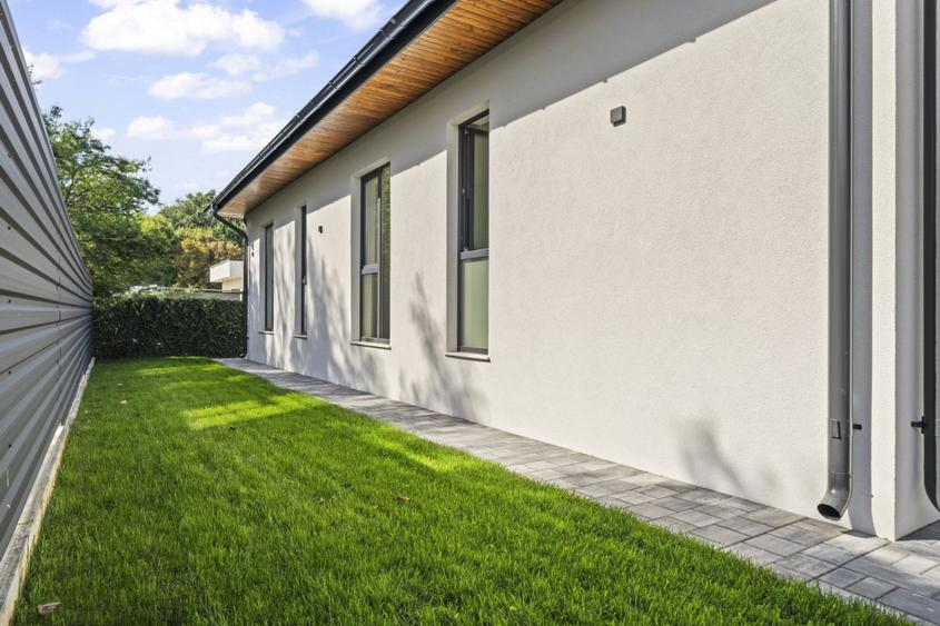 Casa langa padure, lot generos, finsaje premium