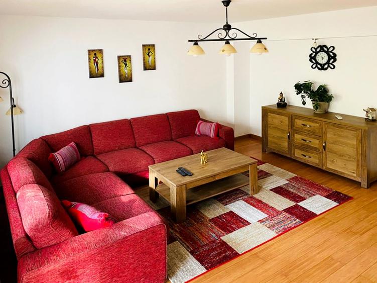 Apartament cu 3 camere de inchiriat Ploiesti, ECX08638