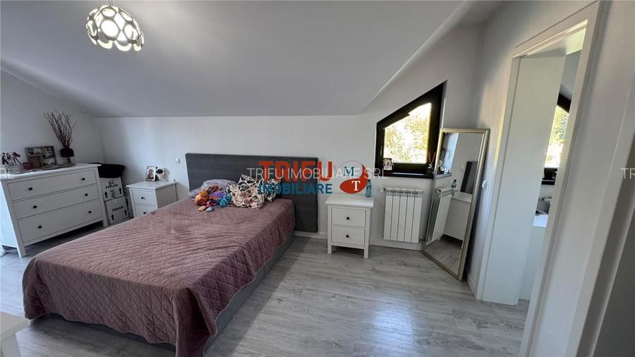 Casa de vanzare 5 camere 579mp teren