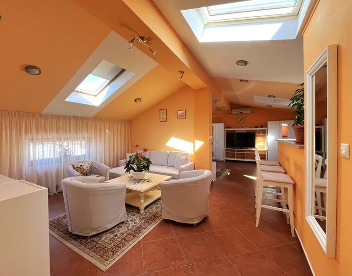 2 CAMERE - STUDIO || CENTRALA PROPRIE || LIFT || PIATA DOROBANTI