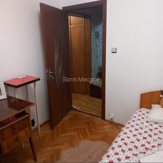 INCHIRIEZ APARTAMENT 2 CAMERE ZONA CENTRALA - 6