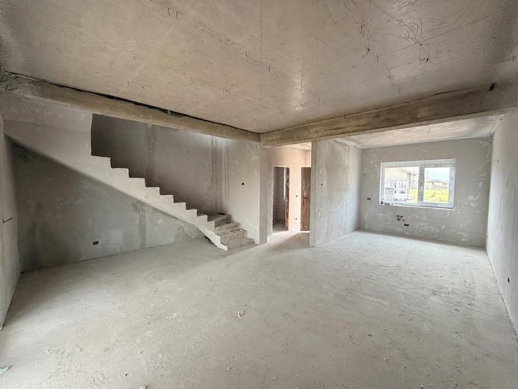 Duplex 4 camere - 3 bai - izolat fonic - aproape de Kaufland