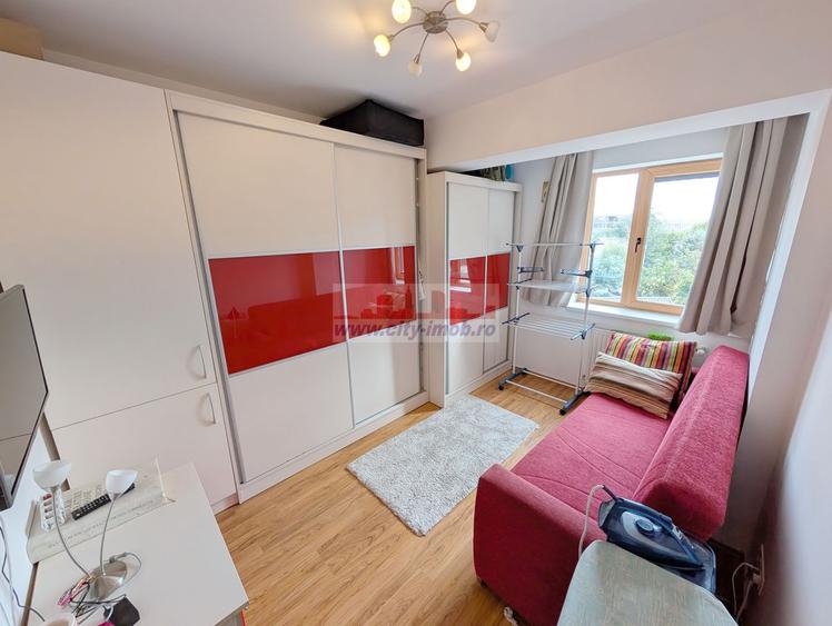 Vanzare apartament 3 Camere Straulesti