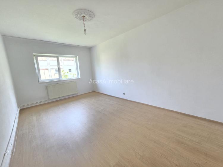 Apartament 2 camere Micro 17 renovat etaj 3 - 7