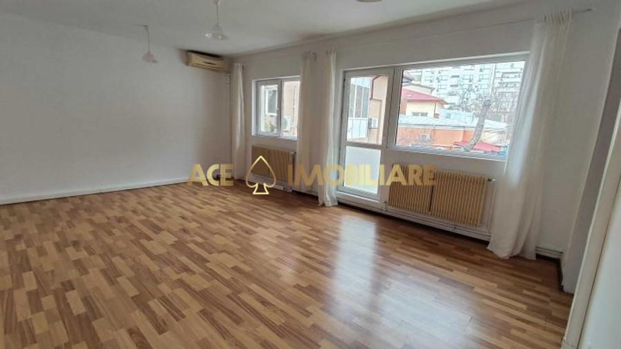 Spatiu Birouri | Alba Iulia | 6 camere | Centrala | Curte Proprie