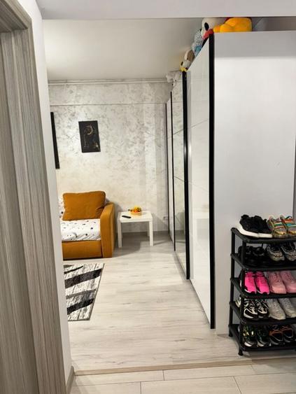 Vand Apartament 2 Camere Lux