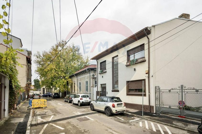 Apartament 2-3 camere in Vila intrare separata Zona Mircea Vulcanescu