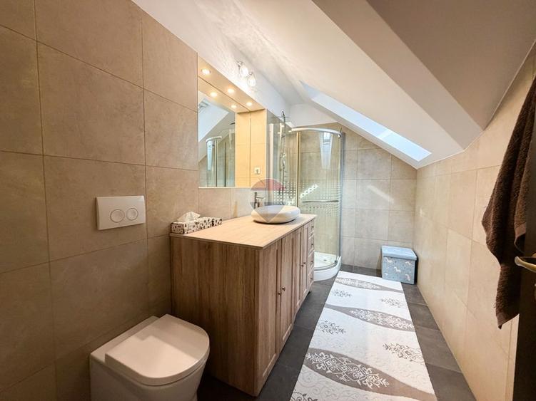Apartament tip penthouse, 120 mp, la cheie - zona Cluj Napoca Nord