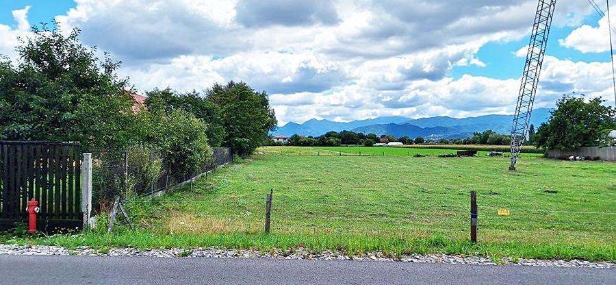 Brasov, Stupini, teren cu PUZ, 8500mp pe str Izvorului, 30 euro/mp