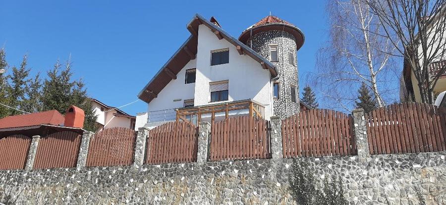 Casa de vacanta sau pensiune situata langa Cabana Trei Brazi Predeal