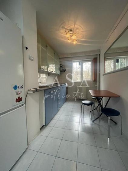 Boema - apartament 2 camere, mobilat si utilat, loc de parcare