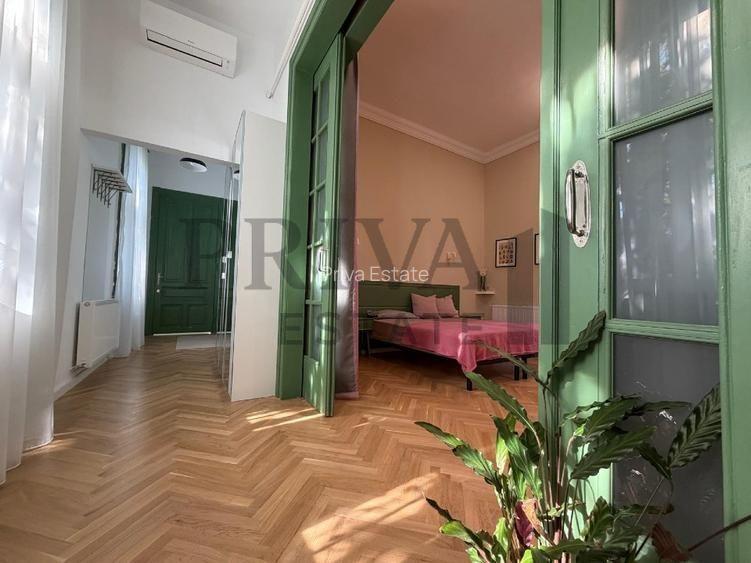 Apartament deosebit 3 camere situat in zona Semicentrală - 2