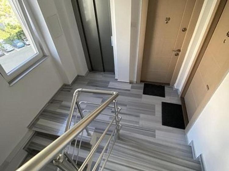 Direct Proprietar 2 camere, parcare, 2min. metrou, parc IOR, bloc nou