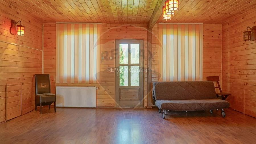 Casă de vacanță cu 9 camere de vânzare Moieciu de Jos - 16