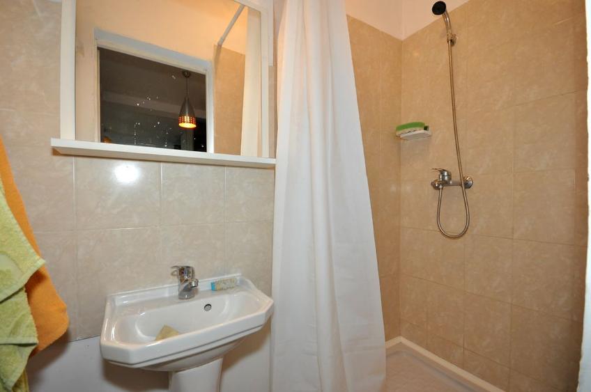 Inchiriere apartament 2 camere in vila, curte, Cotroceni Arenele BNR