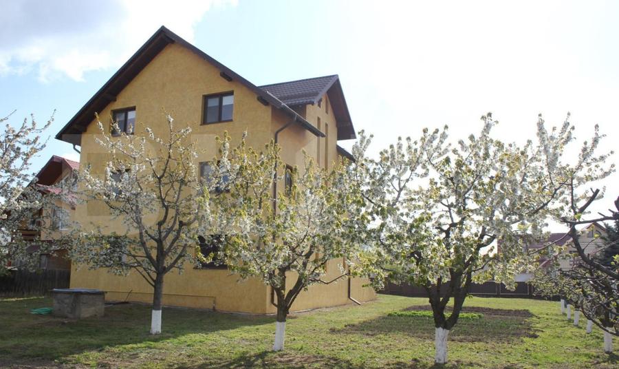 Casa individuala pentru sediu de firma, 380 mp, 1200 teren, zona Ramiro