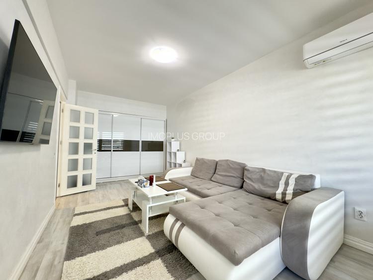 APARTAMENT DECOMANDAT  2 CAMERE ROYAL TOWN COPOU spre inchiriere - 5