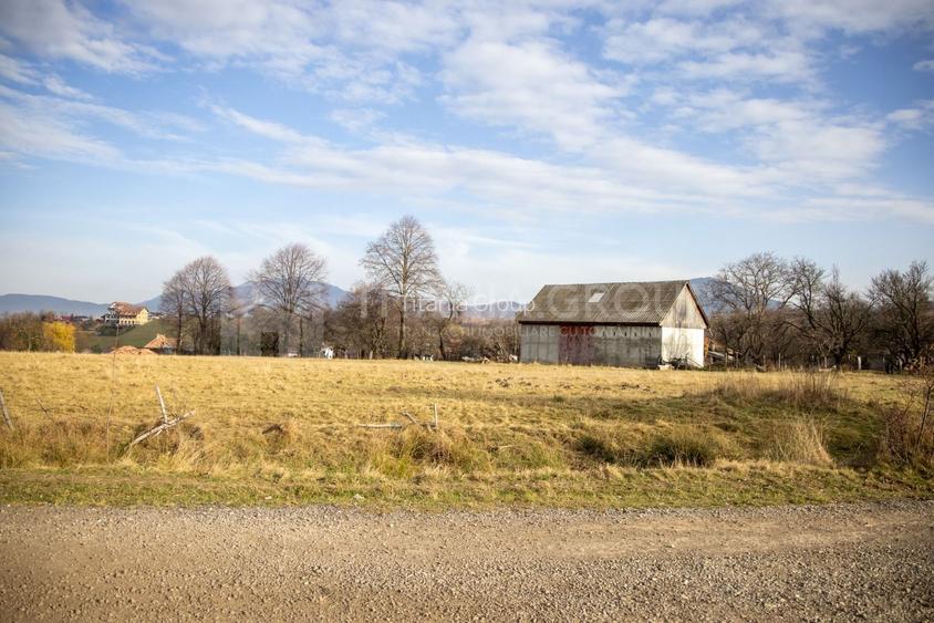 Teren intravilan parcelabil, priveliște spre munți, Sohodol, Bran - 14