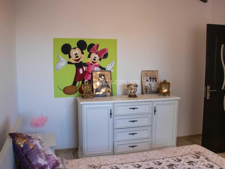 Apartament 2 camere liber la vanzare zona Coresi - 3