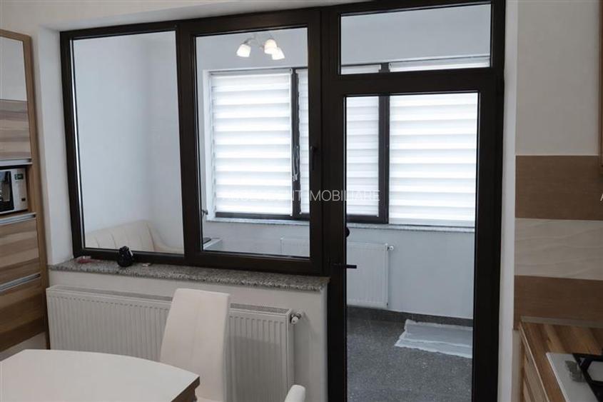 Apartament 3 camere decomandat,  mobilat si utilat modern, zona Coresi, Tractoru - 6