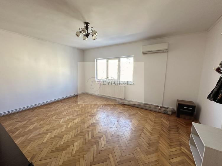 3 camere decomandate/Zona Bibliotecii Județene Octavian Goga - 7