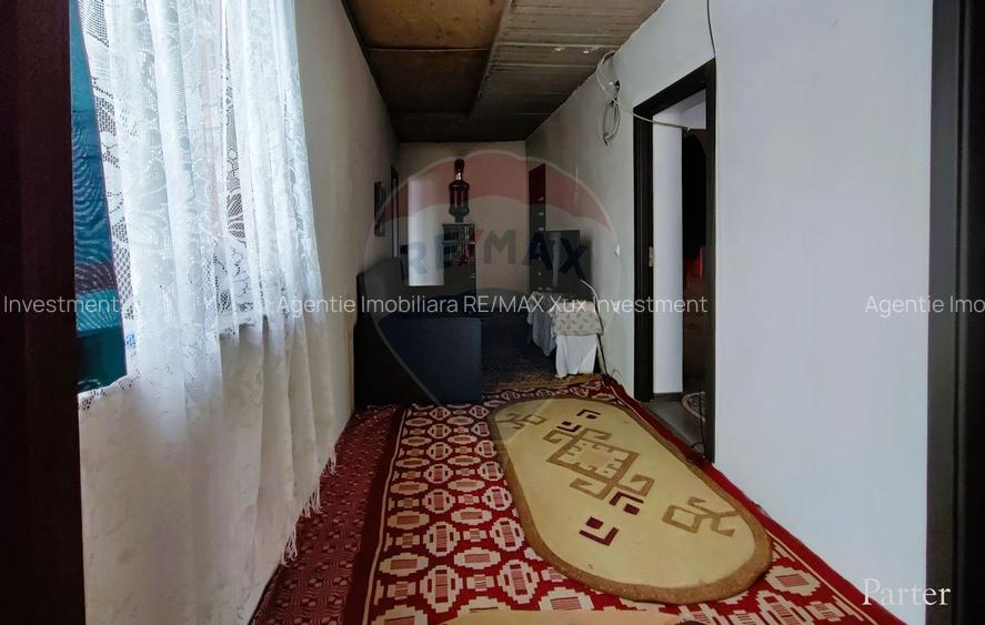 Casă/vilă spațioasă, centrală în Săliște, structură S+P+E+M - 3