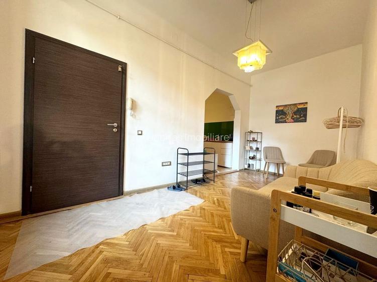 Apartament 2 camere 53mp,  tavan inalt, et1 zona Sora - Central - 11
