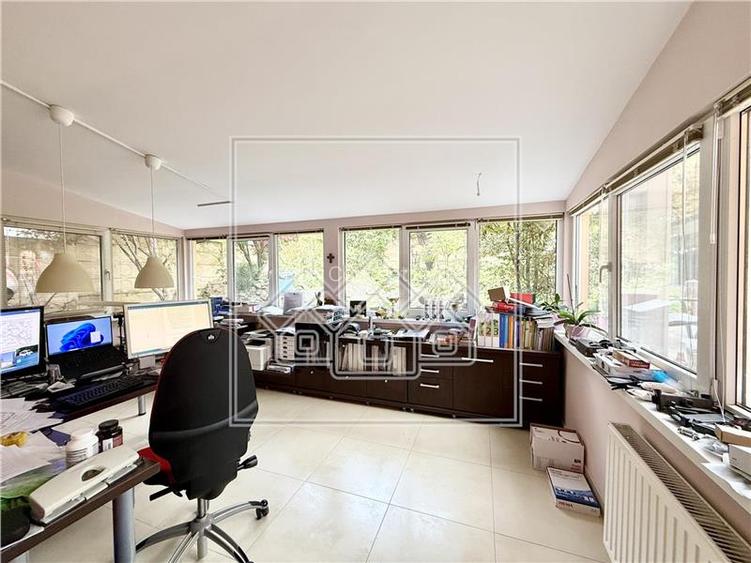 Casa de vanzare in Sibiu, individuala - 418 mp - teren 1.338 mp - 12