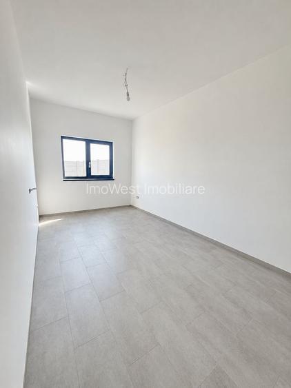Torontalului – Metro 2 | Duplex pe Parter | 3 Dormitoare | Asfalt | Comision 0% - 27