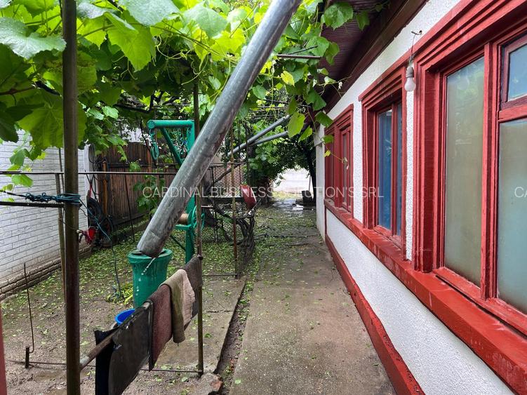 Pantelimon - oras, imobil compus din teren- 379 mp, dubla deschidere - 7