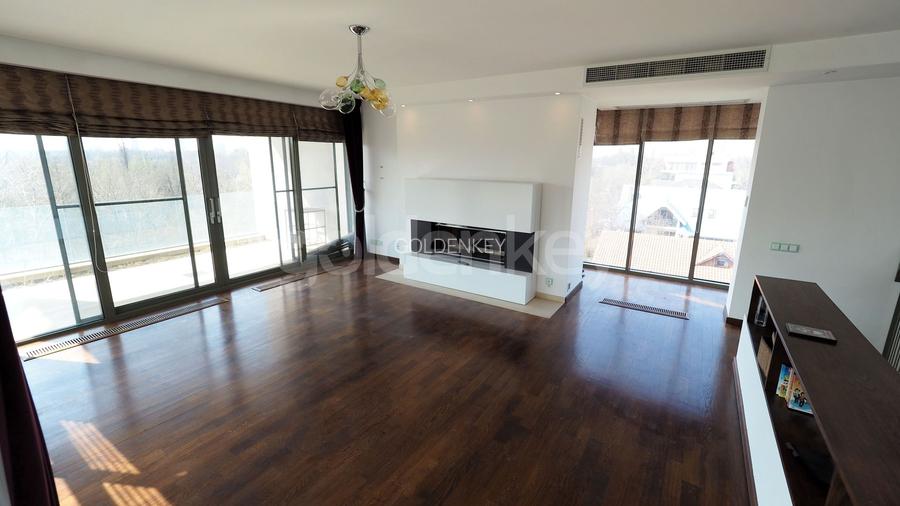 Imobil ultra-premium S+P+4 | 7 dormitoare, 8 bai | 1053mpc | lac - 21