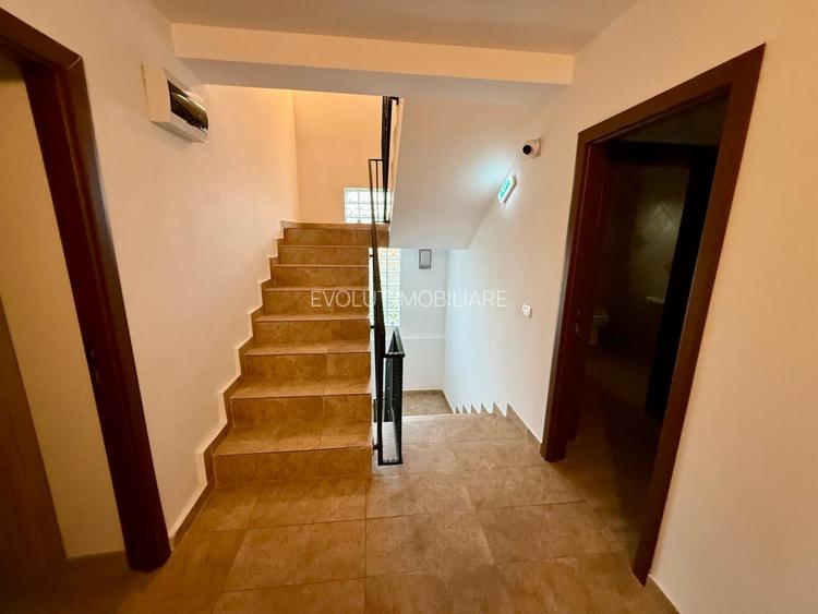 Pensiune turistica de vanzare in Corbu vedere lac afacere la cheie - 16