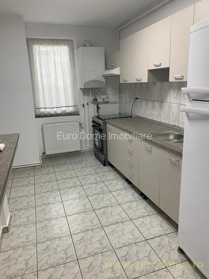 Centrul Civic, aproape de AFI, 3 camere recent renovate/mobilate, 165000 euro - 10