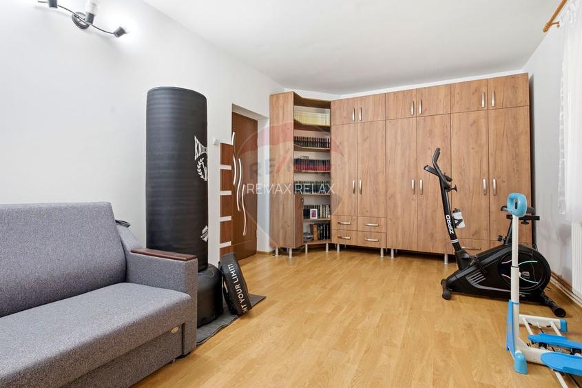 Casă / Vilă cu 5 camere de vânzare - 7