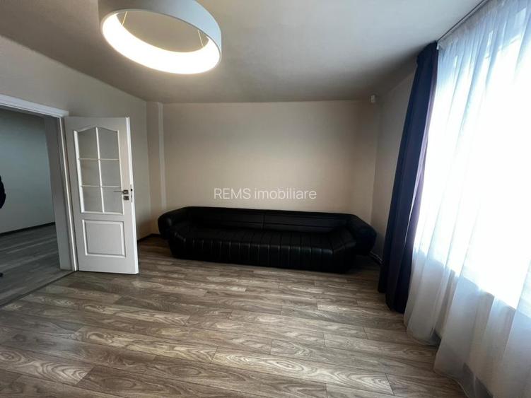 Casa de vanzare in cartierul Andrei Muresanu - 8