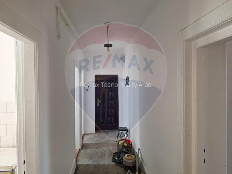 Apartament cu 2 camere în zona Central Simeria, Hunedoara - 11