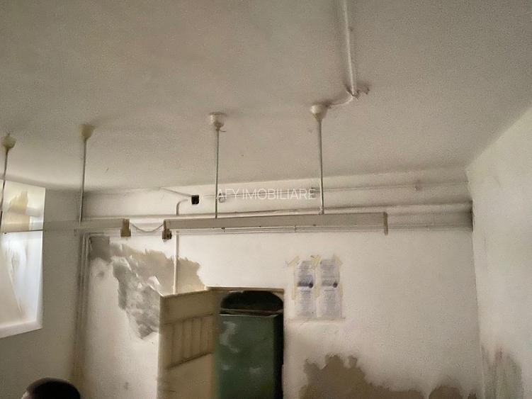 De Vanzare Vila Interbelica, 8-10 Camere, Romana - Zodiac - 24