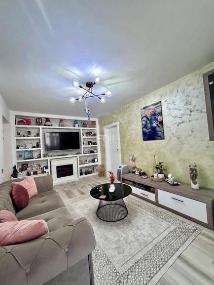 Apartament 3 camere decomandat Ansamblu New CCity -Cetatii - 2