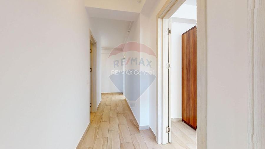 Apartament cu 2 camere de închiriat în zona Tractorul - 8