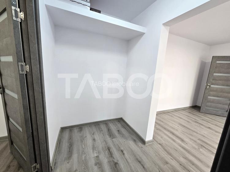 Apartament 2 camere de vanzare 47 utili renovat complet Terezian Sibiu - 16