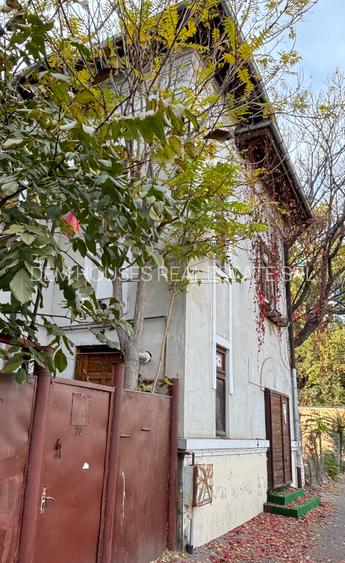 Vila p+m+1 in ultracentralul capitalei,stradal pe Splaiul UNIRII,locatie top - 5