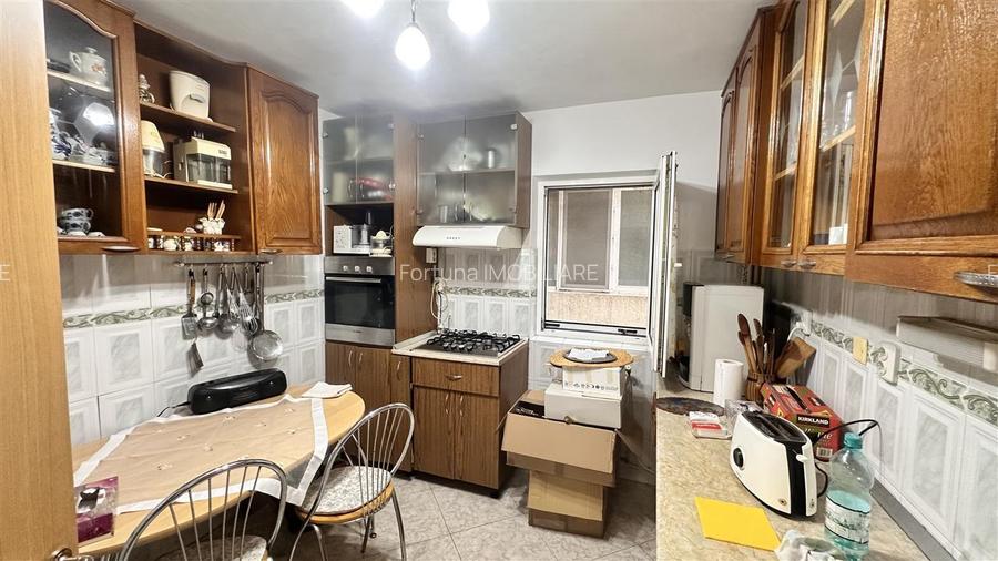 Apartament 4 camere Mangalia - zona centrala - 6