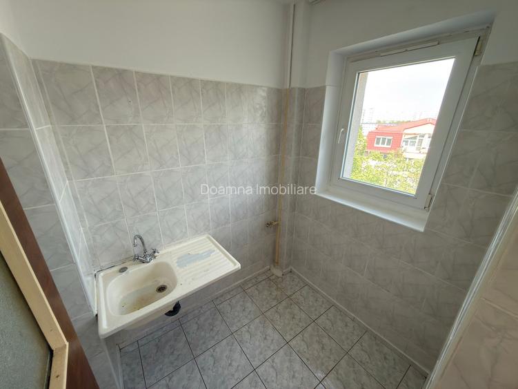 Garsoniera de vanzare, bloc din 1983, zona Fizicienilor, str. Schitului, nr. 9 - 4