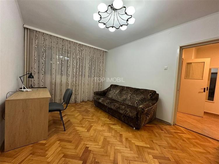 Inchiriere Apartament cu 2 camere Podu Ros - 3