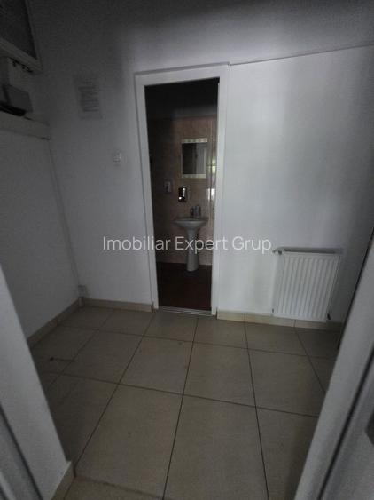 Malll Afi- Iuliu Maniu 126 mp trafic intens vizibilitate foarte buna - 6