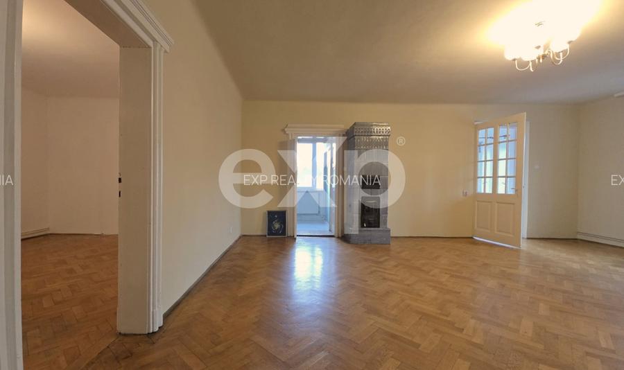 Apartament 3 camere de închiriat – Centrul Istoric, Str. Mihai Eminescu - 10