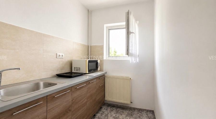 Garsoniera de inchiriat, Decebal, Etaj 1 - 4