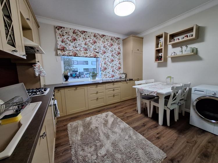 Apartament cu 3 camere, 65 mp, balcon, zona Stadionului - 3