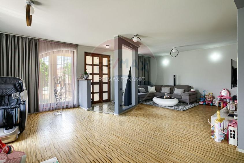 Casă modernă și spațioasă cu piscină,saună și sală de fitness – Pecica - 18